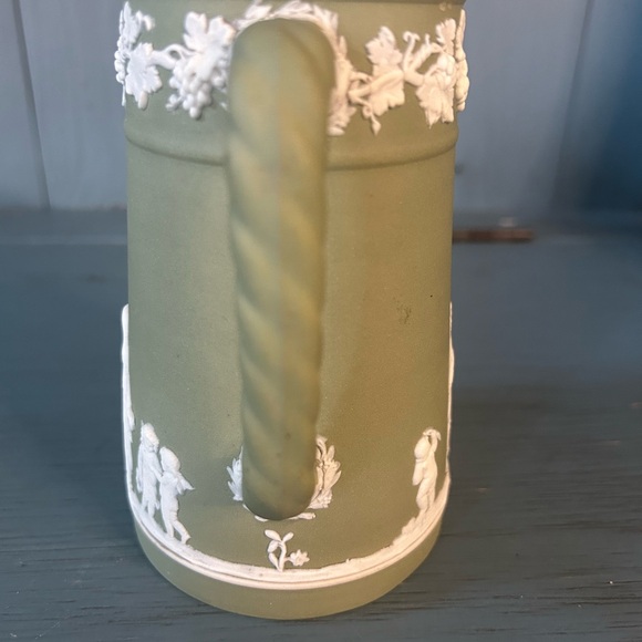 Vintage Wedgwood Green Jasper Mug/Pitcher | Cream Greek Figures - Picture 4 of 8